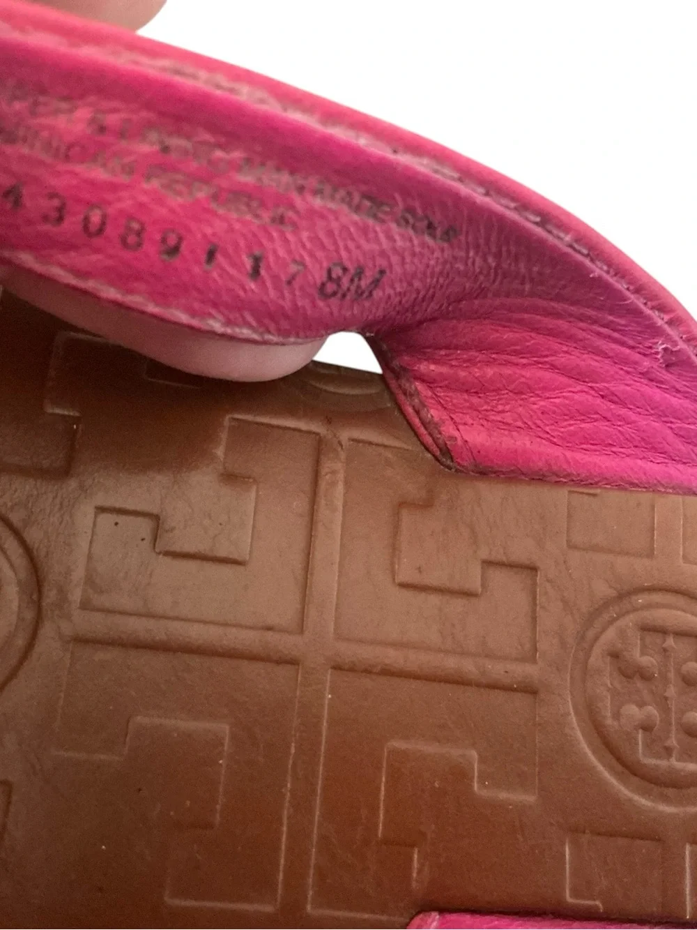 Tory Burch Thora leather thong sandals t-strap size 8 hibiscus